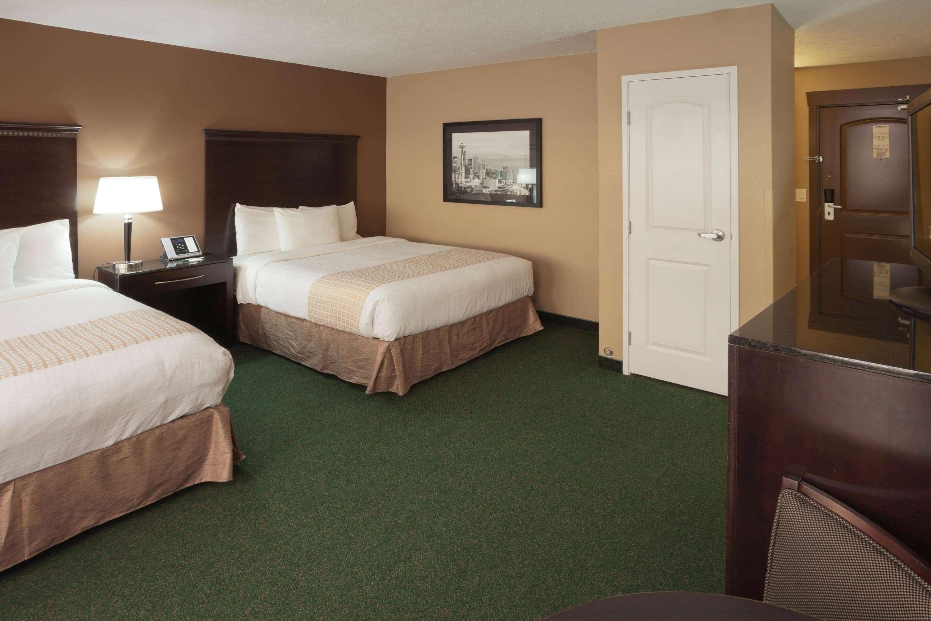 מלון La Quinta By Wyndham Seattle Downtown מראה חיצוני תמונה
