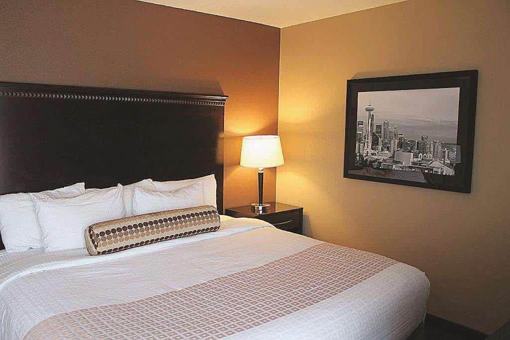 מלון La Quinta By Wyndham Seattle Downtown מראה חיצוני תמונה