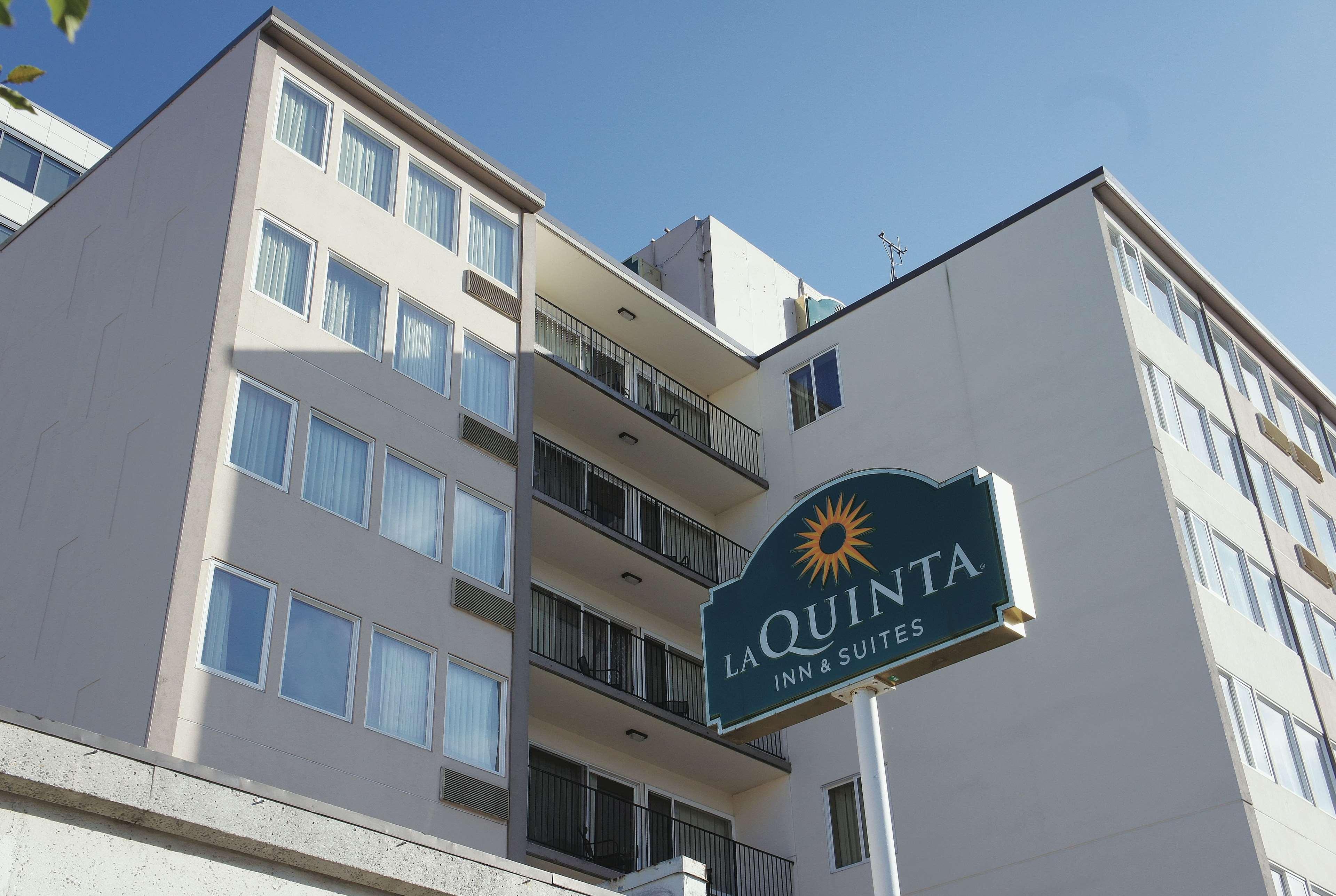 מלון La Quinta By Wyndham Seattle Downtown מראה חיצוני תמונה