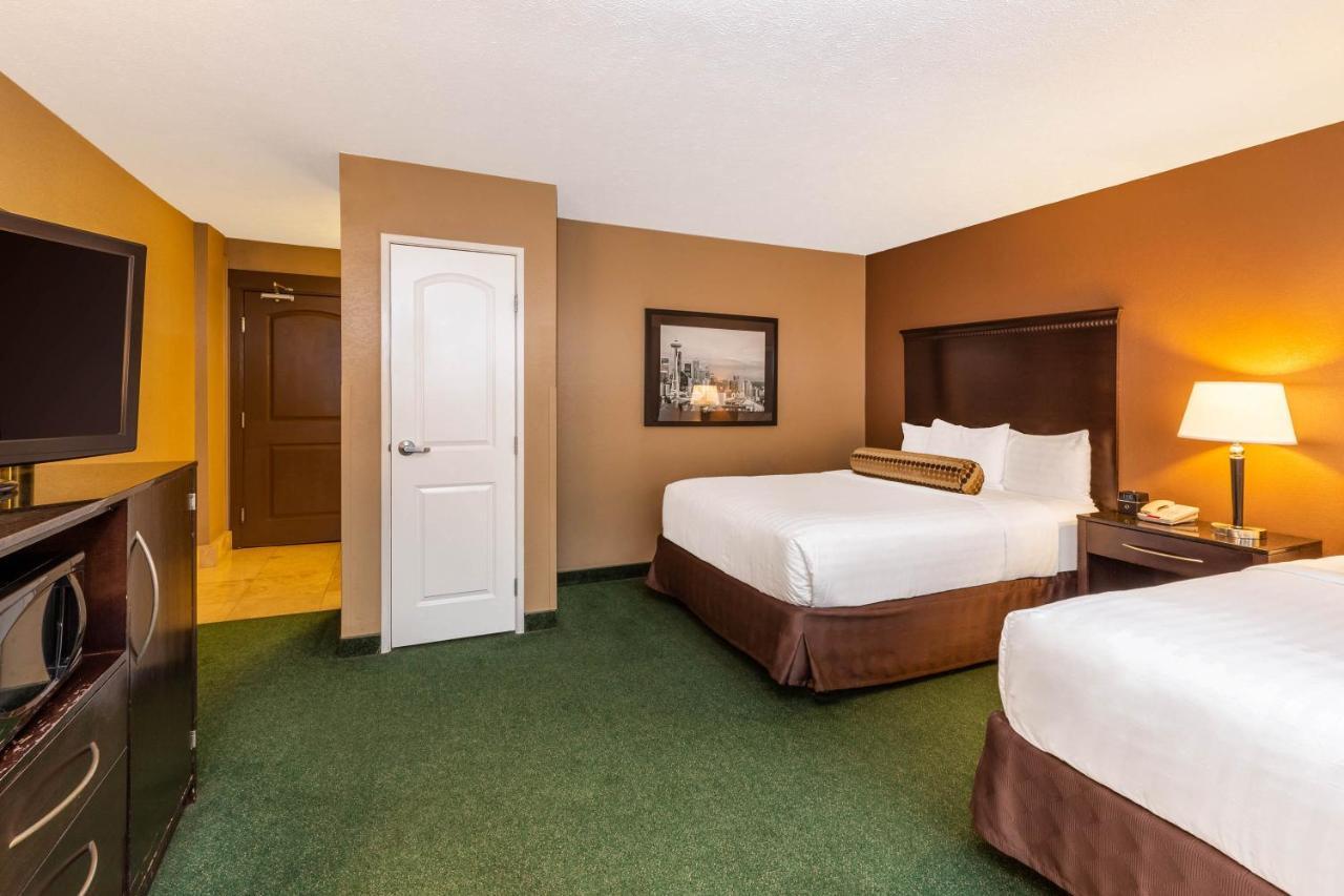 מלון La Quinta By Wyndham Seattle Downtown מראה חיצוני תמונה